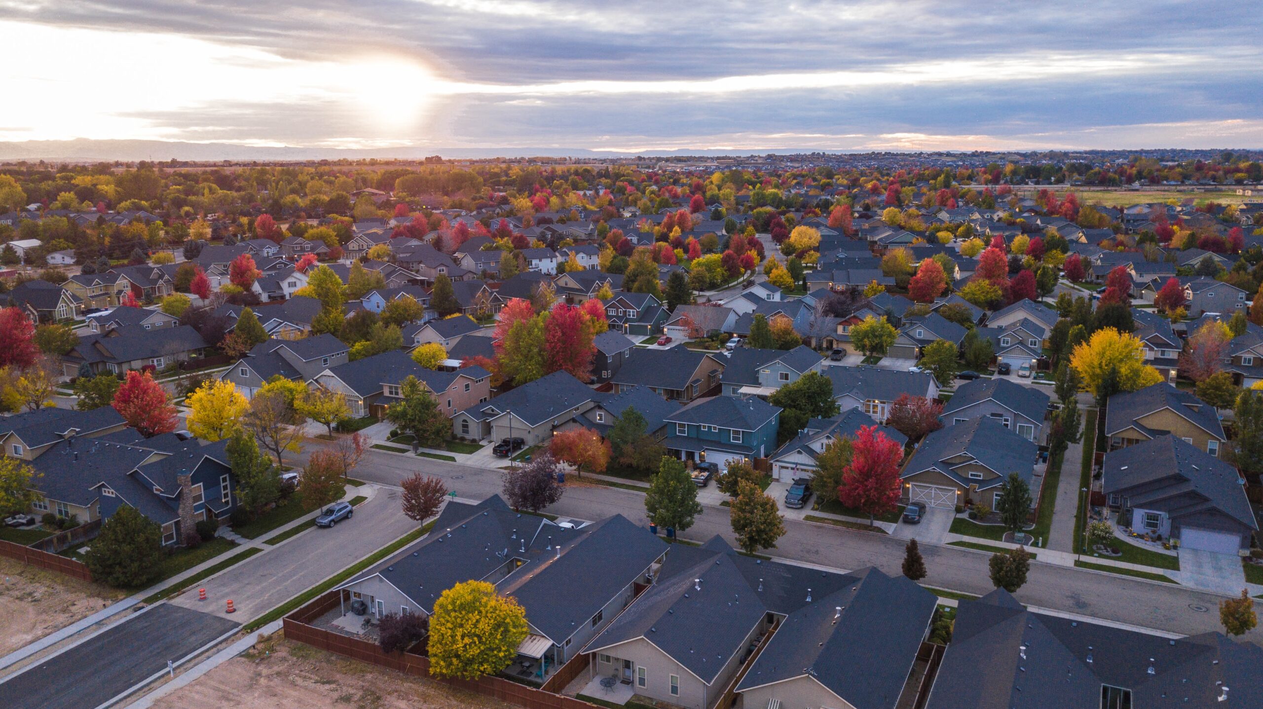 beautiful-overlook-of-community