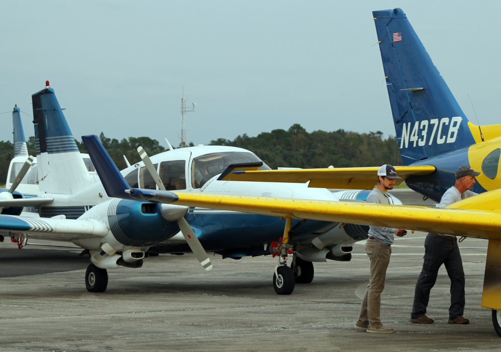 preparing-plane-for-emergency-response-application